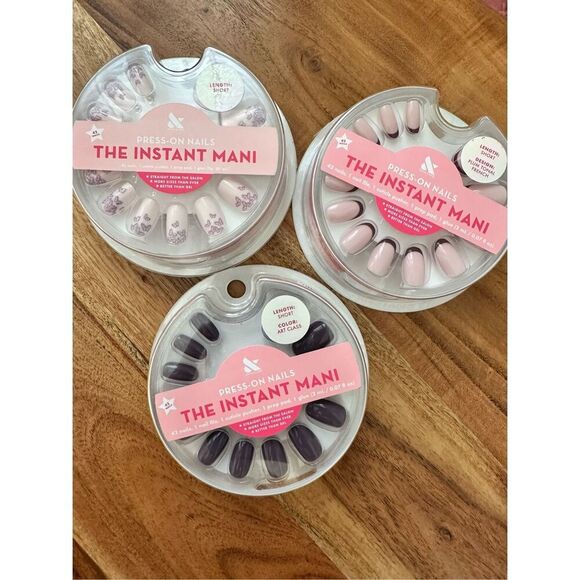 Olive & June The Instant Mani 3 Pack of Press on Nails New Short Length - Picture 1 of 3